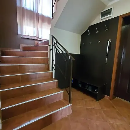 двете къщи в планината * Beli Osŭm
