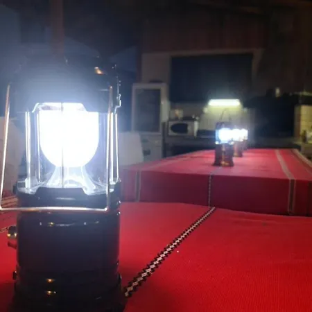 двете къщи в планината * Beli Osŭm