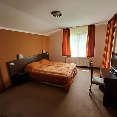 двете къщи в планината Feriehus Beli Osŭm