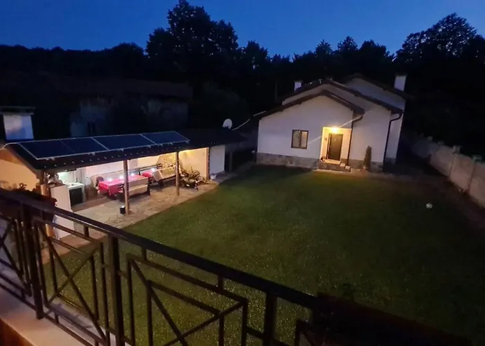 Ваканционна къща двете къщи в планината *