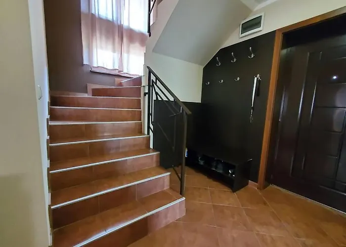 двете къщи в планината * Beli Osŭm