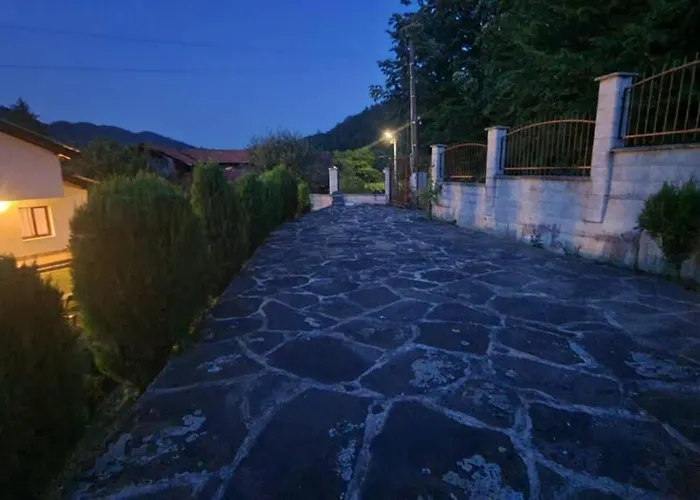 двете къщи в планината Ваканционна къща