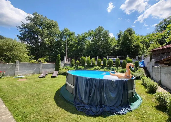 двете къщи в планината *